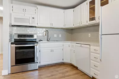 995 E Center St #4, Provo, UT 84606 - Photo 1