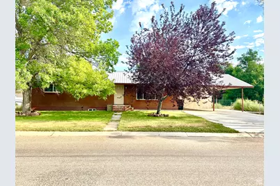 385 E 400 S, Roosevelt, UT 84066 - Photo 1