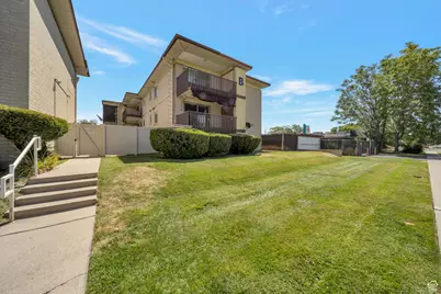 618 N Oakley St #B206, Salt Lake City, UT 84116 - Photo 1