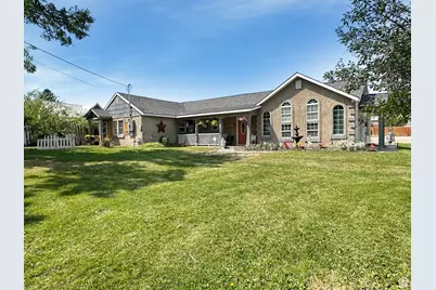 160 W Canyon Rd, Ferron, UT 84523 - Photo 1