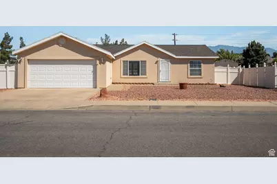 2050 S Stonegate Cir #3, Washington, UT 84780 - Photo 1