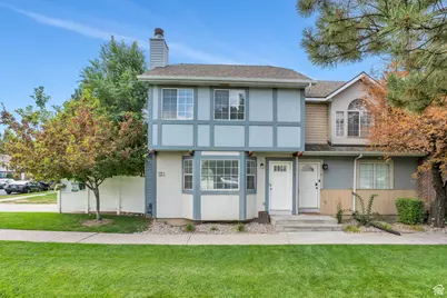 1084 S 1000 E #13, Provo, UT 84606 - Photo 1