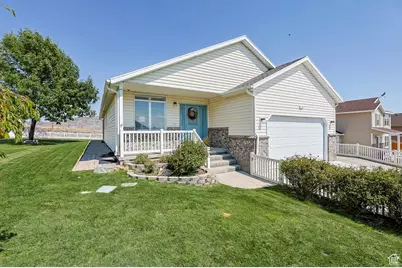 576 N Vista Dr, Wendover, UT 84083 - Photo 1