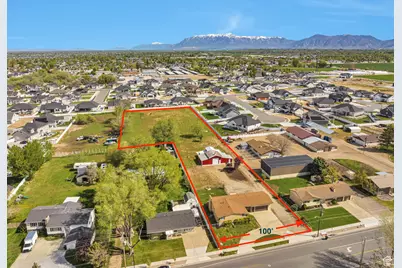 2348 W 800 N, Clinton, UT 84015 - Photo 1