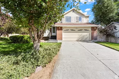 10621 S Carrington St E, Sandy, UT 84094 - Photo 1
