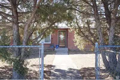 176 E 400 S, Vernal, UT 84078 - Photo 1