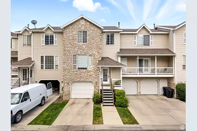 553 N Seven Peaks Blvd #34, Provo, UT 84606 - Photo 1