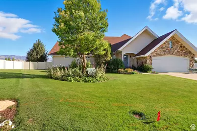 572 Aspen Cir, Preston, ID 83263 - Photo 1