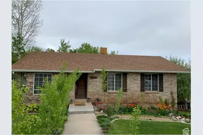 5678 S Maplewood Dr E, South Ogden, UT 84405 - Photo 1