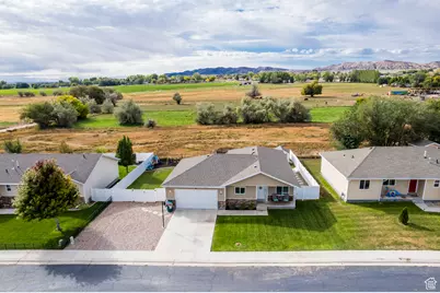1353 W 1000 S, Vernal, UT 84078 - Photo 1