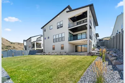 5591 N Valley View Rd E, Lehi, UT 84048 - Photo 1