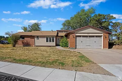 643 N Woodridge Dr, Layton, UT 84040 - Photo 1