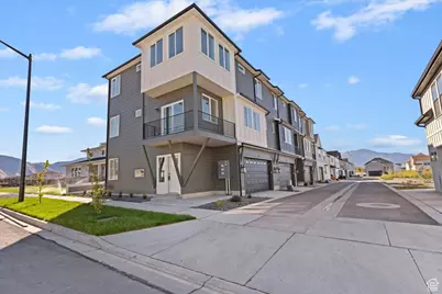 805 S Greenway Dr, Springville, UT 84663 - Photo 1