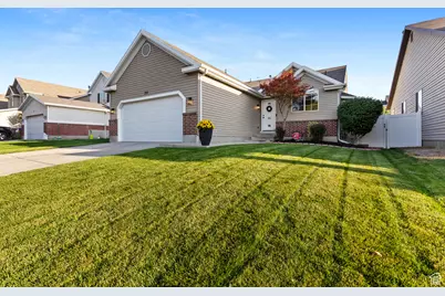 291 W Bubbling Brook Ln, Draper, UT 84020 - Photo 1