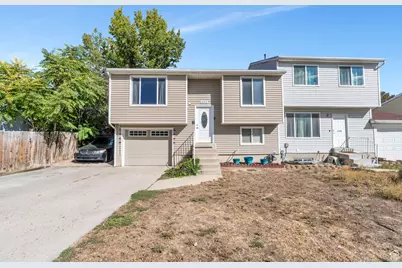 1490 W Twin Oaks Dr, West Jordan, UT 84088 - Photo 1