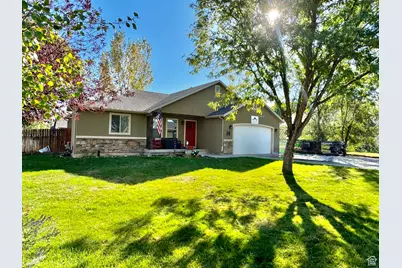 174 E 1100 S, Vernal, UT 84078 - Photo 1