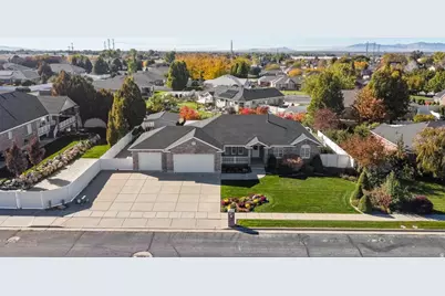 1463 N 1250 W, Clinton, UT 84015 - Photo 1