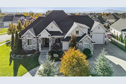 1944 Kerrybrook Dr, Kaysville, UT 84037 - Photo 1