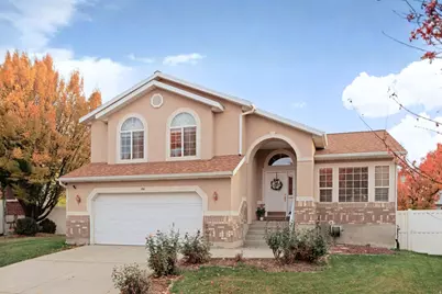 194 E Bridgepark Cir S, Draper, UT 84020 - Photo 1