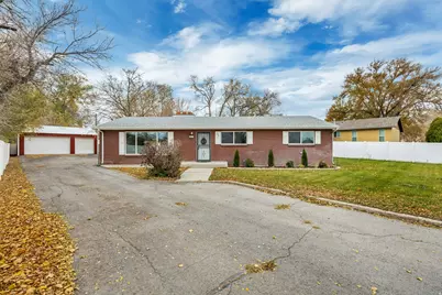 185 W Clark St N, Grantsville, UT 84029 - Photo 1