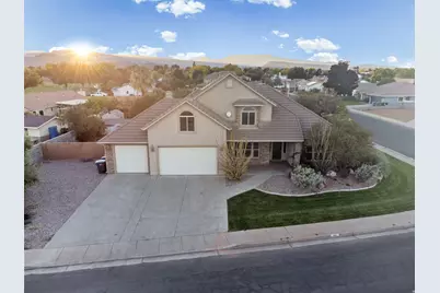 1815 N Red Mountain Dr E #8, Santa Clara, UT 84765 - Photo 1