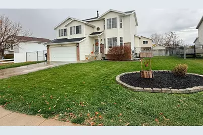 2642 W 1500 N, Clinton, UT 84015 - Photo 1