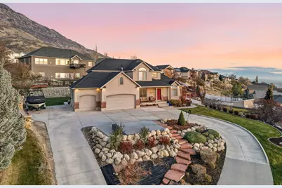 9242 N Emerald Lake Cv E, Cedar Hills, UT 84062 - Photo 1