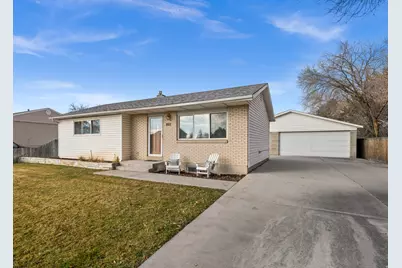 861 E Daisy Ave, Sandy, UT 84094 - Photo 1