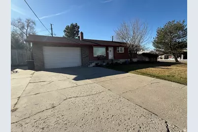 988 E Platinum Way S, Sandy, UT 84094 - Photo 1
