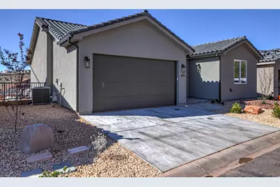 840 Twin Lakes Dr #424, Saint George, UT 84770 - Photo 1