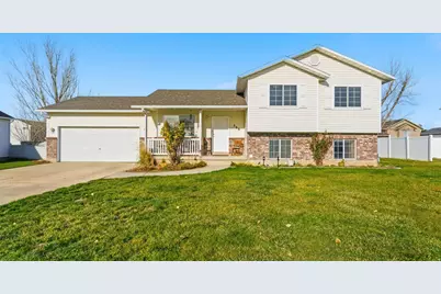 566 W 450 N, Tremonton, UT 84337 - Photo 1