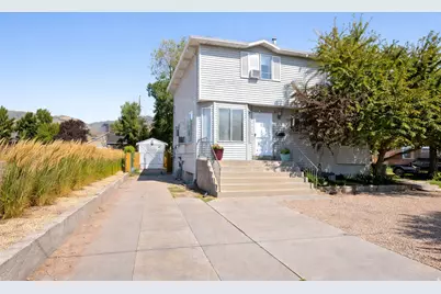 2905 S 2000 E, Salt Lake City, UT 84109 - Photo 1