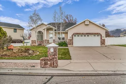 1032 W 1400 S, Woods Cross, UT 84087 - Photo 1