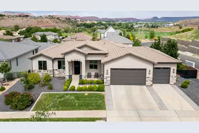 1432 Boys Pond Cir, Santa Clara, UT 84765 - Photo 1