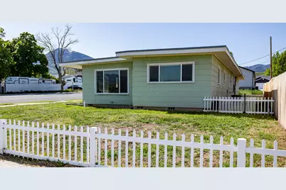 395 N 1st St, Tooele, UT 84074 - Photo 1