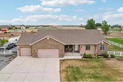 340 W Wrathall Ln, Grantsville, UT 84029 - Photo 1