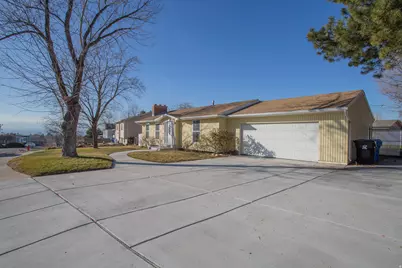 1579 E 8730 S, Sandy, UT 84093 - Photo 1