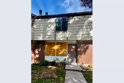 6030 S 2075 E, Holladay, UT 84121 - Photo 1