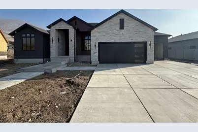 637 W Hidden Farm Dr, Farmington, UT 84025 - Photo 1