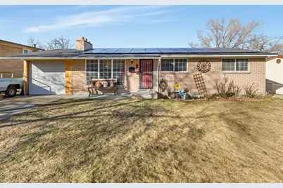 324 Fairlane Dr, Tooele, UT 84074 - Photo 1