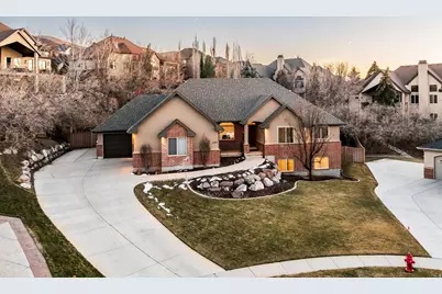 593 S Hidden Cir, North Salt Lake, UT 84054 - Photo 1