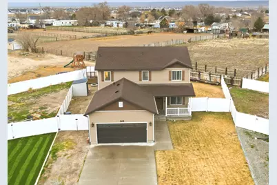 268 E Carly Dr, Grantsville, UT 84029 - Photo 1