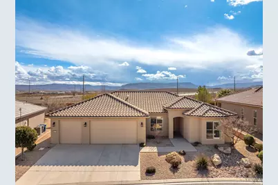 1427 W Grapevine Dr, Saint George, UT 84790 - Photo 1