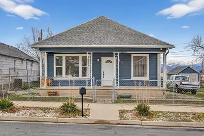 77 N 4th St E, Tooele, UT 84074 - Photo 1