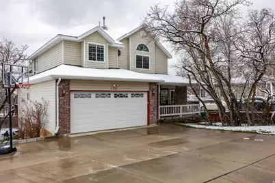 2231 N Valley View Dr, Layton, UT 84040 - Photo 1