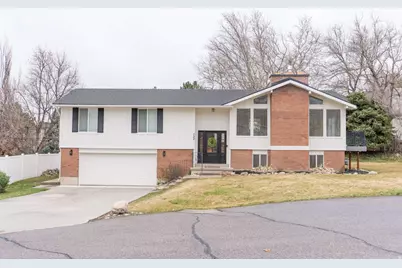 732 Sheringham Ct, Farmington, UT 84025 - Photo 1