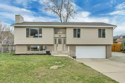 9218 S Laura Anne Way, Sandy, UT 84094 - Photo 1