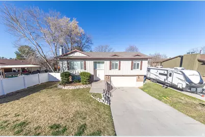 8360 S El Manicero Way E, Sandy, UT 84093 - Photo 1
