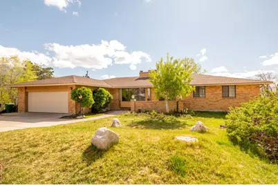 2534 E Grand Point Cir, Sandy, UT 84092 - Photo 1