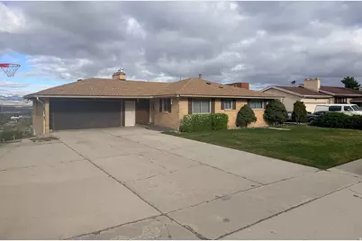 9530 S Indian Ridge Dr E, Sandy, UT 84092 - Photo 1